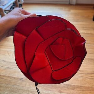 Vera Bradley Disney Enchanted Rose Cosmetic Bag 🌹Perfect for Valentines